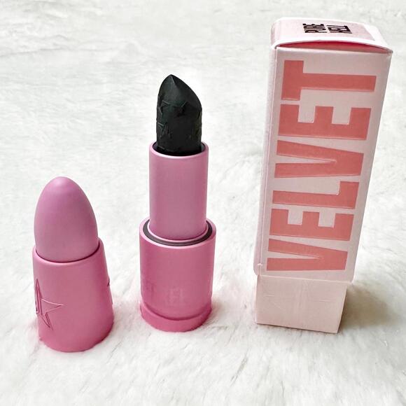 NIB Jeffree Star Velvet Trap Matte Lipstick Pure Hell Full Size 4g - Picture 4 of 9